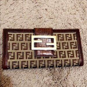 (USED) FENDI wallet